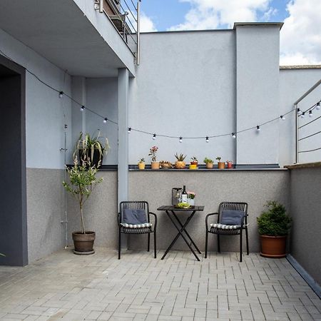 Apartman Yellow Submarine Se Slunnou Terasou Kutna Hora Ngoại thất bức ảnh