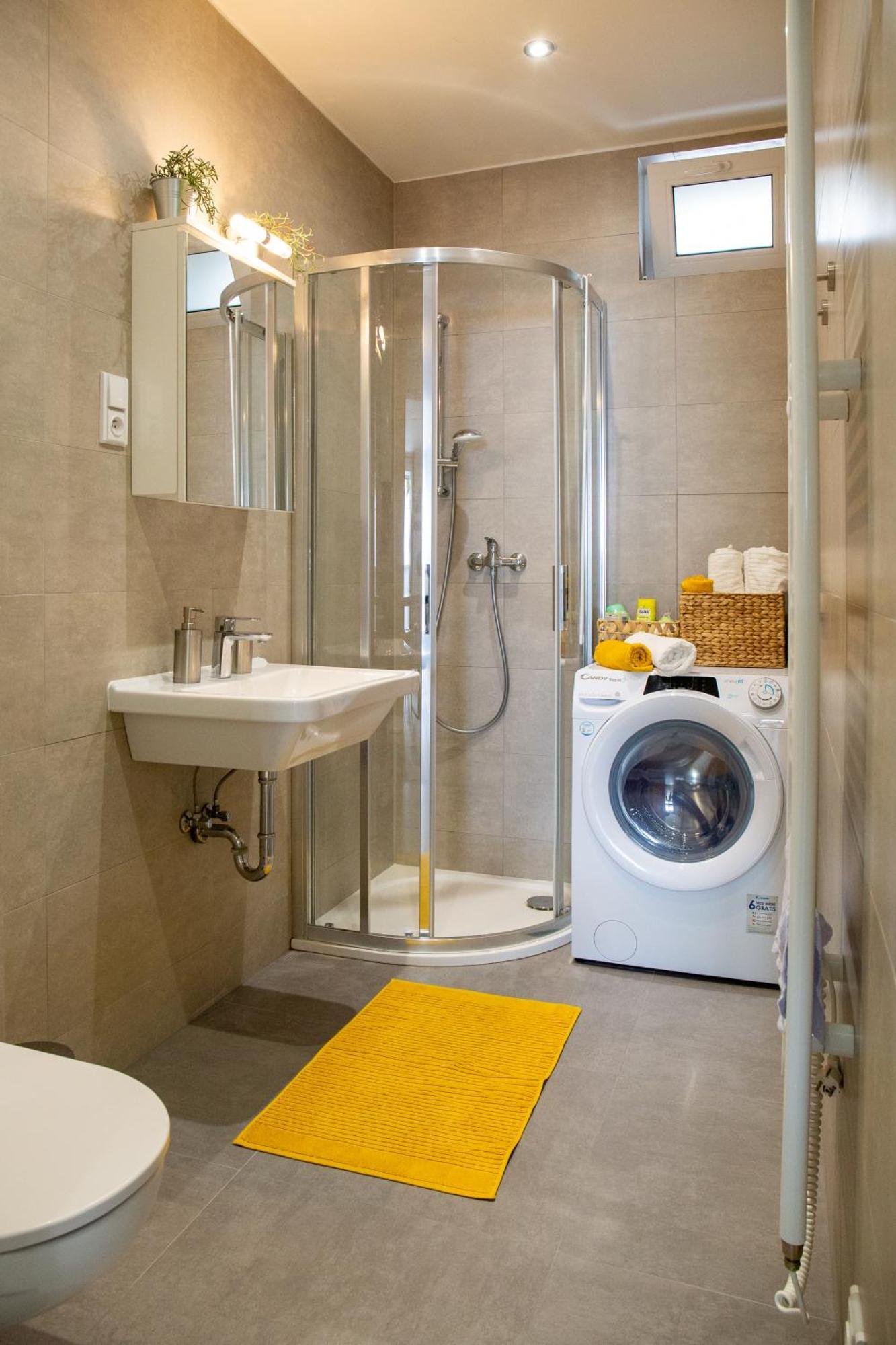 Apartman Yellow Submarine Se Slunnou Terasou Kutna Hora Ngoại thất bức ảnh